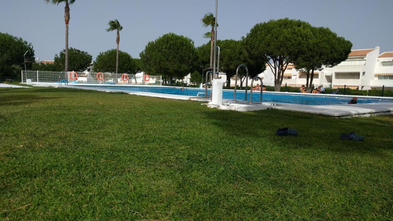 Апартаменти Novo Sancti Petri - Playa, Piscina, Golf Y Relax Чиклана-де-ла-Фронтера Екстер'єр фото